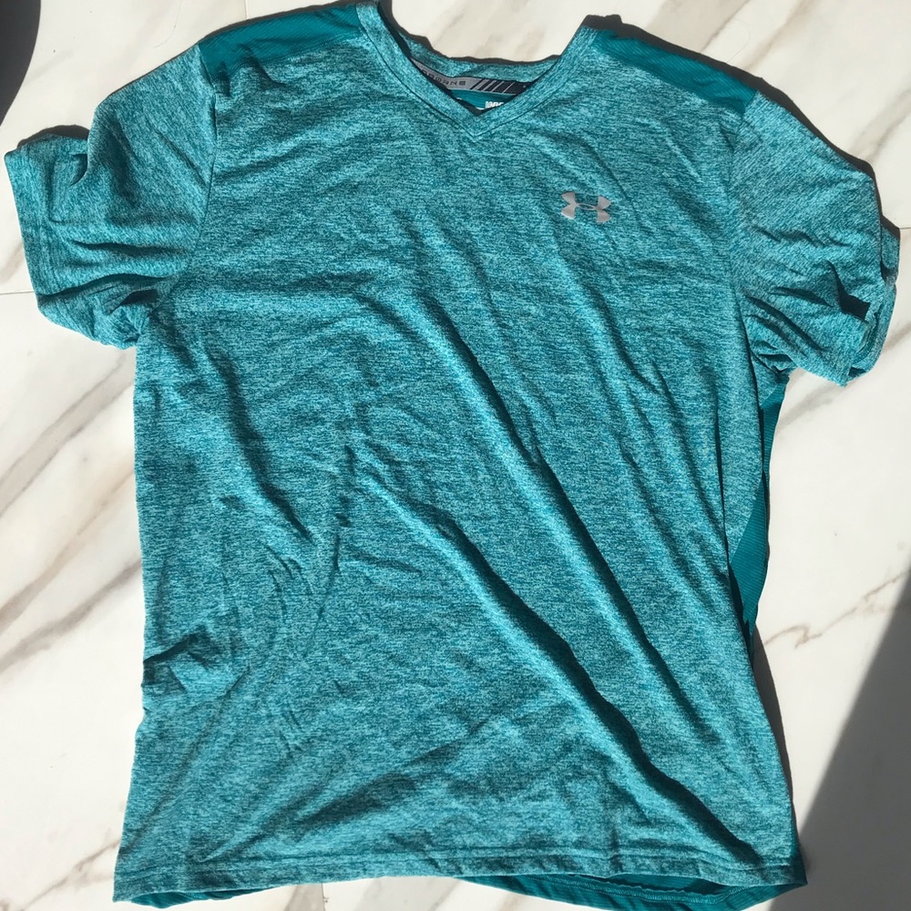 Men’s L Under Armor Fitted Short Sleeve Shirt